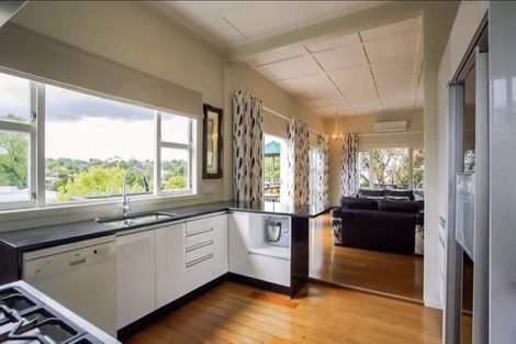 Photo of property in 106 Archers Road, Glenfield, Auckland, 0629