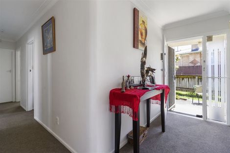 Photo of property in 39 Christmas Road, Manurewa, Auckland, 2102