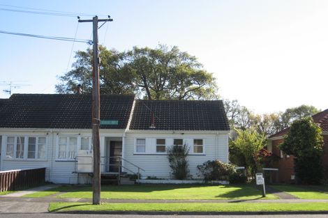 Photo of property in 22 Cole Street, Naenae, Lower Hutt, 5011