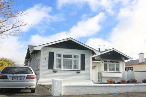 Photo of property in 34 Burns Avenue, Takaro, Palmerston North, 4412