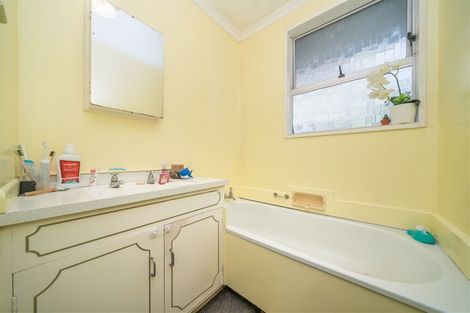 Photo of property in 2/457 Church Street, Palmerston North, 4410