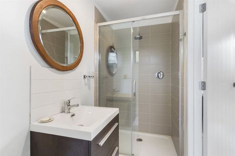 Photo of property in 218 Patuwai Drive, Whangamata, 3620