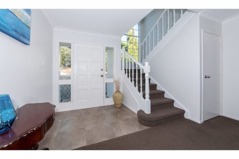Photo of property in 24 Venus Place, Half Moon Bay, Auckland, 2012