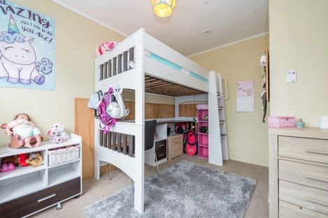 Photo of property in 5 Boulcott Street, Boulcott, Lower Hutt, 5010