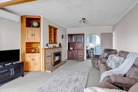 Photo of property in 14 Murray Avenue, Hawera, 4610