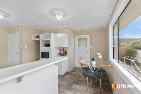 Photo of property in 44 Turnbull Street, Brockville, Dunedin, 9011