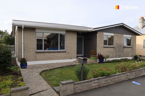 Photo of property in 11 Dick Street, South Dunedin, Dunedin, 9012