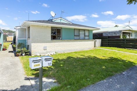 Photo of property in 1/14 Clouston Park Road, Ebdentown, Upper Hutt, 5018