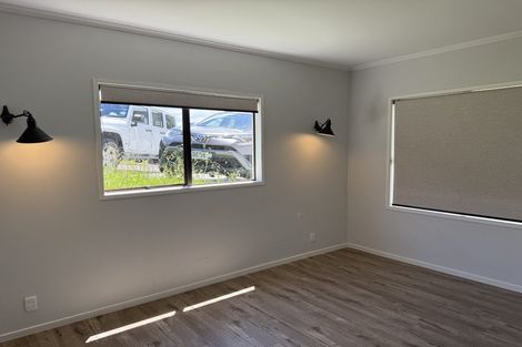 Photo of property in 19 Renoir Street, West Harbour, Auckland, 0618