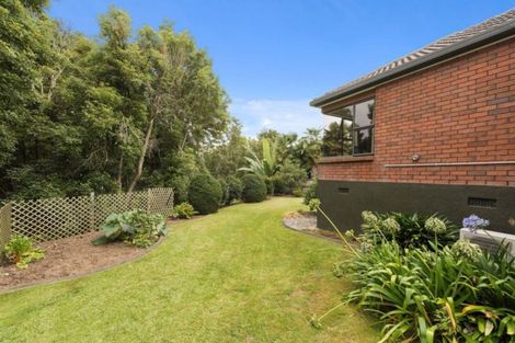 Photo of property in 12 Sunset Close, Western Heights, Hamilton, 3200