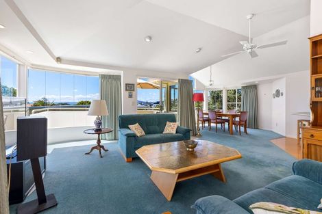 Photo of property in 1/30 Bevyn Street, Castor Bay, Auckland, 0620