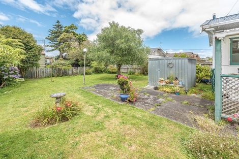 Photo of property in 1 Balgownie Avenue, Gonville, Whanganui, 4501