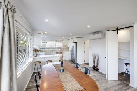 Photo of property in 23 Laurent Place, Greenmeadows, Napier, 4112