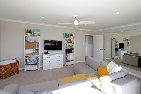 Photo of property in 33 Rua Road, Mangawhai, 0573