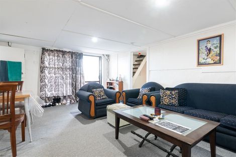 Photo of property in 34 Ellis Avenue, Mount Roskill, Auckland, 1041