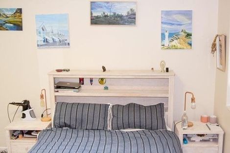 Photo of property in 4/25 Home Street, Mount Victoria, Wellington, 6011