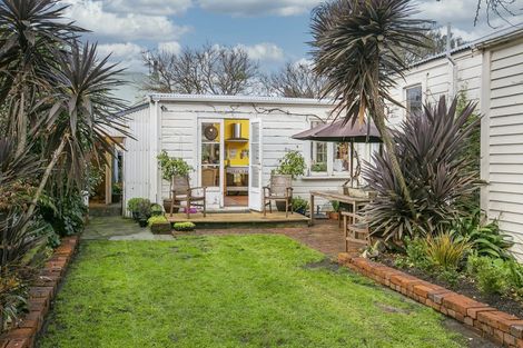 Photo of property in 1 Tyne Street, Carterton, 5713