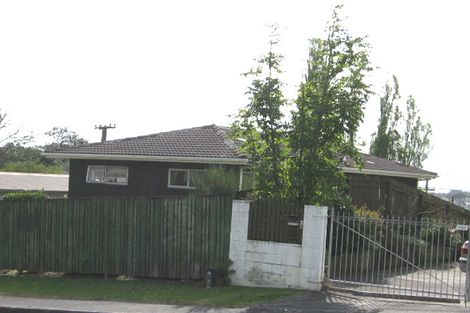 Photo of property in 62 Widmore Drive, Massey, Auckland, 0614