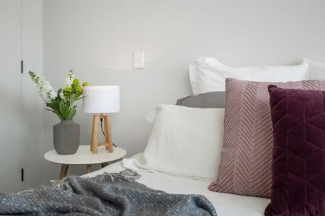 Photo of property in 54d Wynyard Crescent, Fernhill, Queenstown, 9300