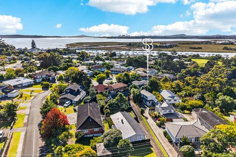 Photo of property in 61a Jaemont Avenue, Te Atatu South, Auckland, 0610