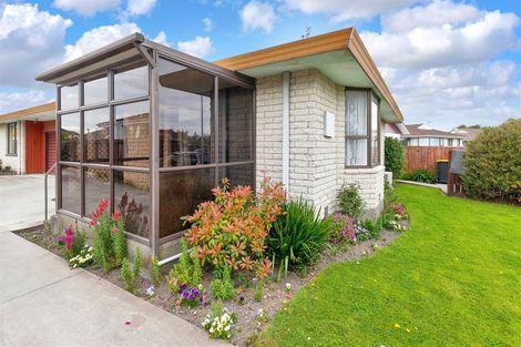 Photo of property in 1/9 Castile Place, Belfast, Christchurch, 8051