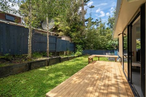 Photo of property in 3/27 Sunnynook Road, Forrest Hill, Auckland, 0620