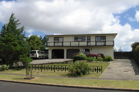 Photo of property in 16 James Walter Place, Mount Wellington, Auckland, 1060