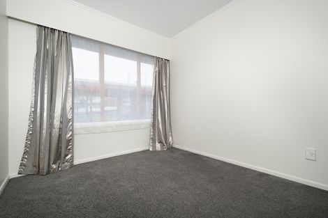 Photo of property in 4 Ayrton Street, Te Atatu South, Auckland, 0610