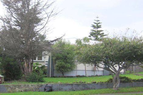 Photo of property in 4/75a West Coast Road, Glen Eden, Auckland, 0602