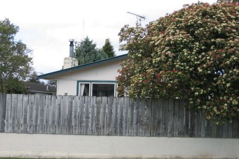 Photo of property in 33 Queen Road, Bellevue, Tauranga, 3110