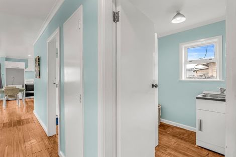 Photo of property in 31 Matai Street, Castlecliff, Whanganui, 4501