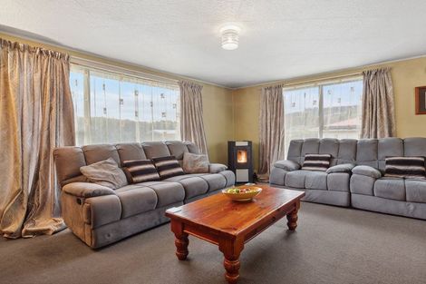 Photo of property in 100 Ashmore Street, Halfway Bush, Dunedin, 9010