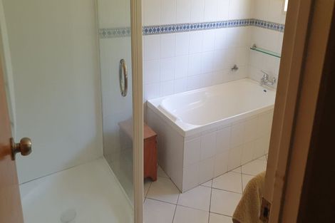 Photo of property in 42 Barnhill Crescent, Pahurehure, Papakura, 2113