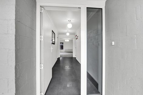 Photo of property in 92b Fairfield Road, Hawera, 4610