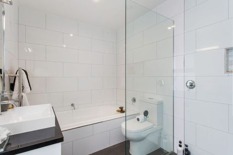 Photo of property in 19 Chepstow Avenue, Fendalton, Christchurch, 8052