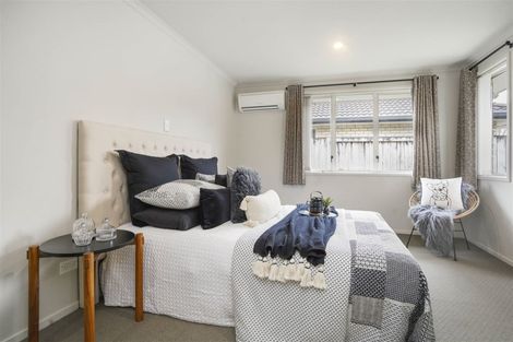 Photo of property in 11 Holcroft Place, Huntington, Hamilton, 3210