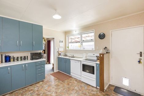 Photo of property in 21 Lockhart Avenue, Milson, Palmerston North, 4414
