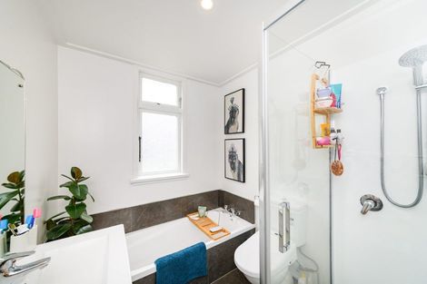 Photo of property in 26 Milverton Avenue, Hokowhitu, Palmerston North, 4410