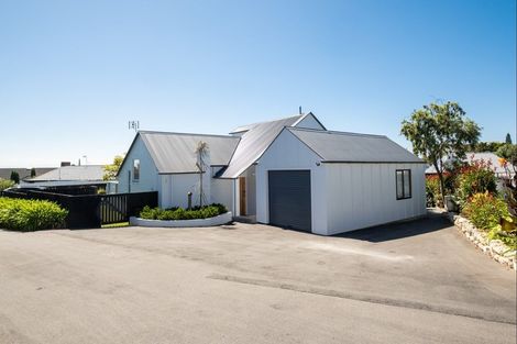 Photo of property in 27 Greenwood Road, Havelock North, 4130
