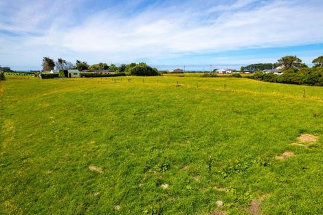 Photo of property in 2062 South Road, Otakeho, Hawera, 4678