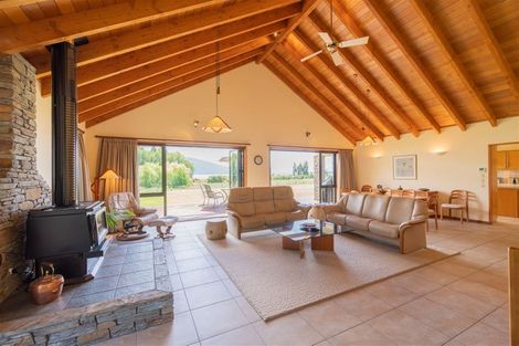 Photo of property in 31 Patience Bay Drive, Te Anau, 9679