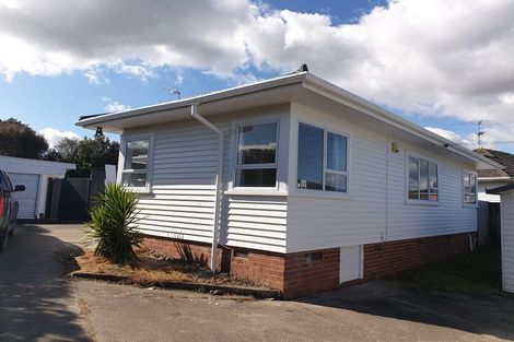 Photo of property in 5 Christmas Road, Manurewa, Auckland, 2102