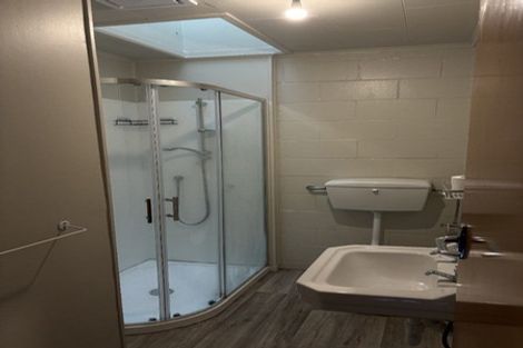 Photo of property in 2/402 Lyndon Road West, Hastings, 4122