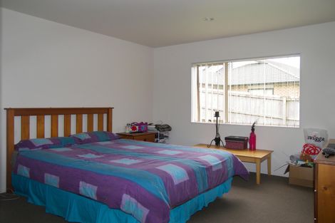 Photo of property in 42 Keri Vista Rise, Papakura, 2110