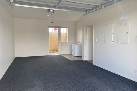 Photo of property in 1 Howden Lane, Golflands, Auckland, 2013