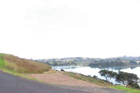 Photo of property in 21 Margaret Reeve Lane, Waiheke Island, 1971