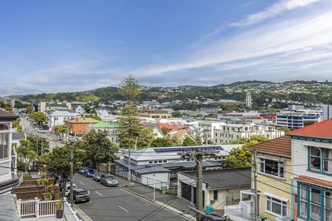 Photo of property in 25 Brougham Street, Mount Victoria, Wellington, 6011