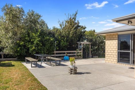 Photo of property in 42 Fairfax Crescent, Pyes Pa, Tauranga, 3112