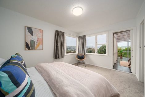 Photo of property in 128 Helston Road, Paparangi, Wellington, 6037
