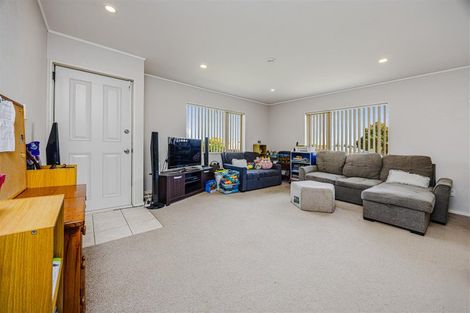 Photo of property in 4 Ksenia Drive, Flat Bush, Auckland, 2019